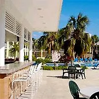 Royal Islander Hotel Freeport 3*,